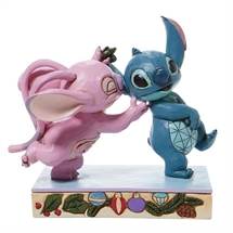 Disney Traditions - Angel Kissing Stitch H: 15,5 cm.
